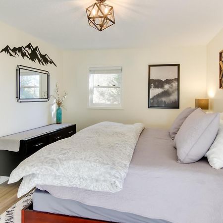 Bright Asheville Retreat With Hot Tub And Decks! Kültér fotó