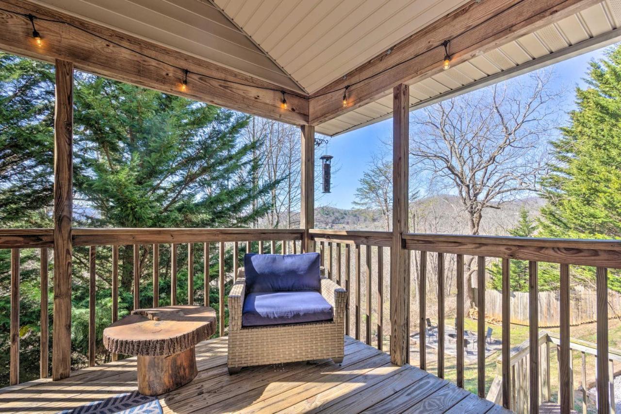 Bright Asheville Retreat With Hot Tub And Decks! Kültér fotó